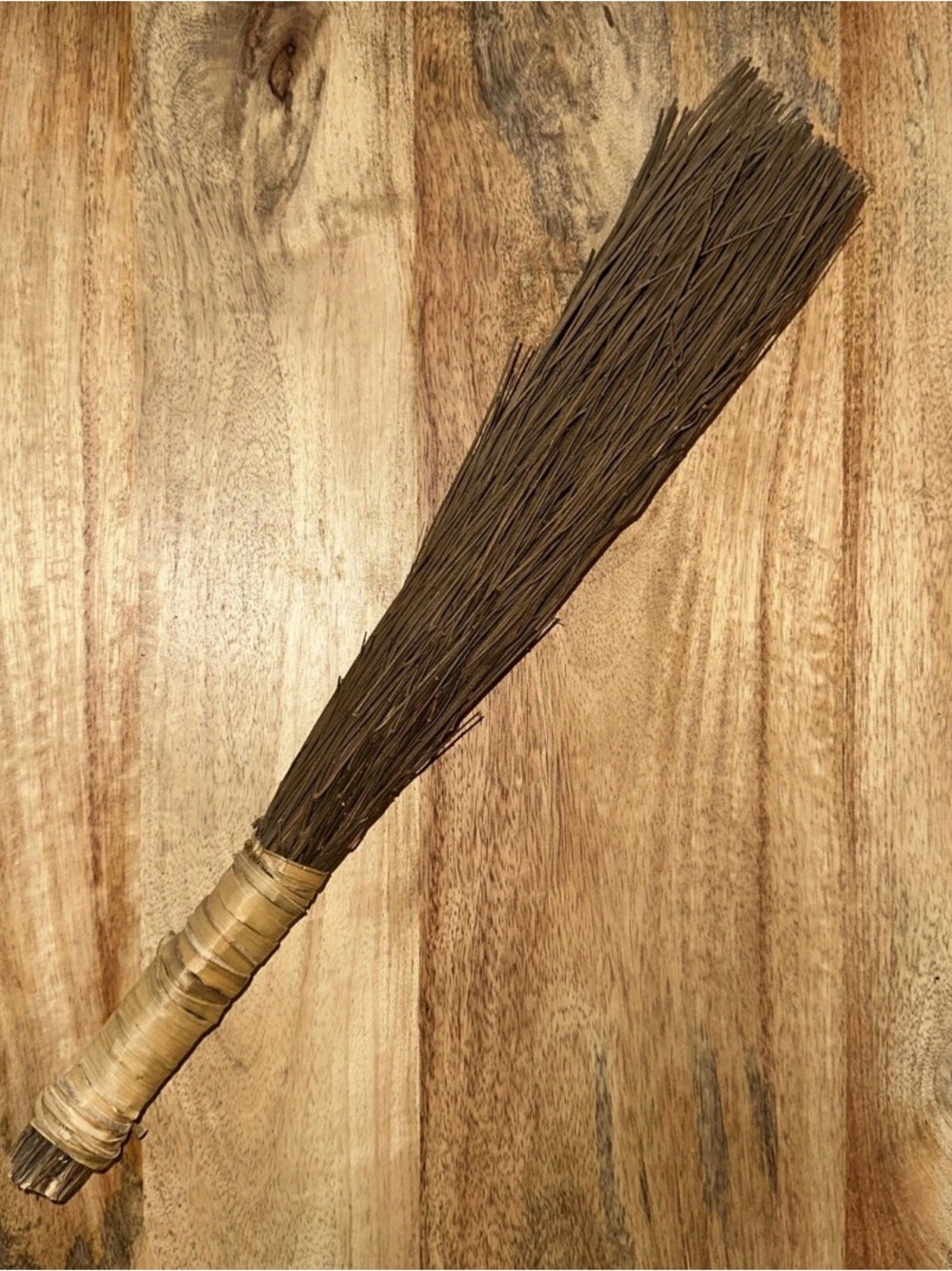Handmade Portuguese hand Broom - Antique
